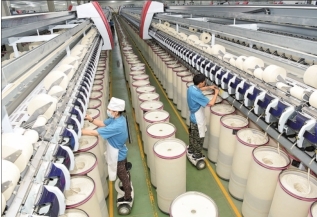 瀚海綠洲 綻放異彩 巴音郭楞紡織技術開發新篇章